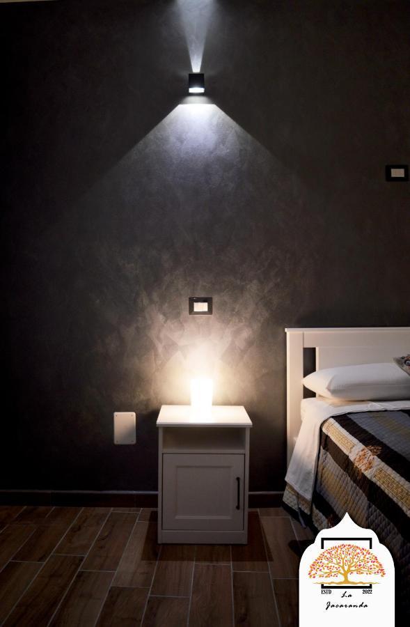 טאורמינה La Jacaranda Rooms מראה חיצוני תמונה